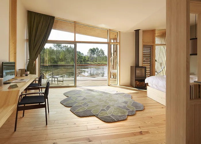 Les Échasses Golf&Surf Eco Lodge