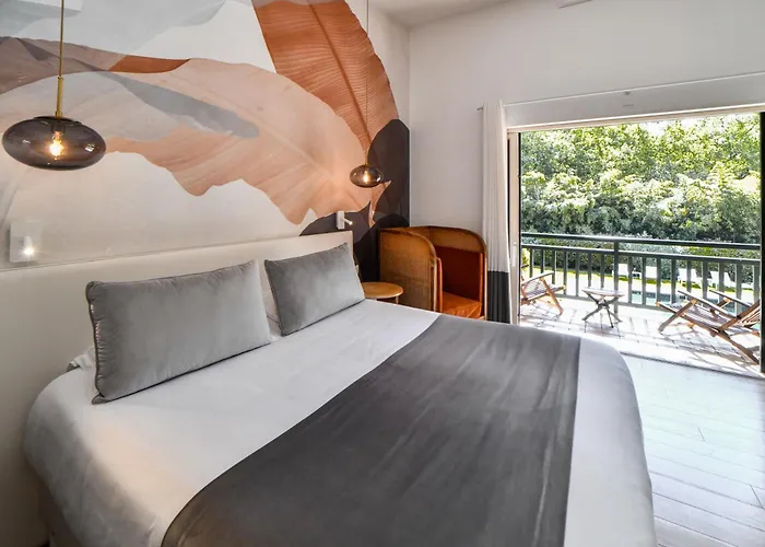 Les Frères Ibarboure - Hôtel 4 étoiles, Spa extérieur sensoriel et Restaurant étoilé à Bidart